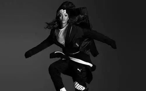 champion为什么会变成潮牌,百年品牌如何转变成潮流品牌