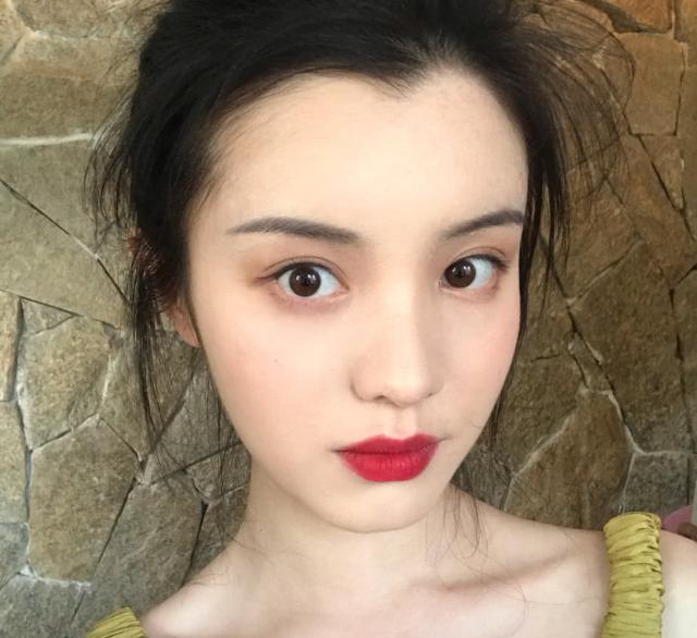 有狐狸眼的女人眼型,桃花眼和狐狸眼哪种眼型更勾人