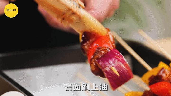 跨年聚会吃什么？披萨烤串热红酒搞起来