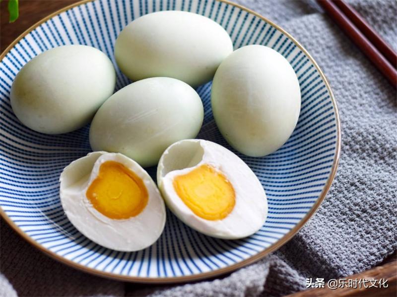 什么样的黄土可以做咸鸭蛋,咸鸭蛋怎么做起沙最快