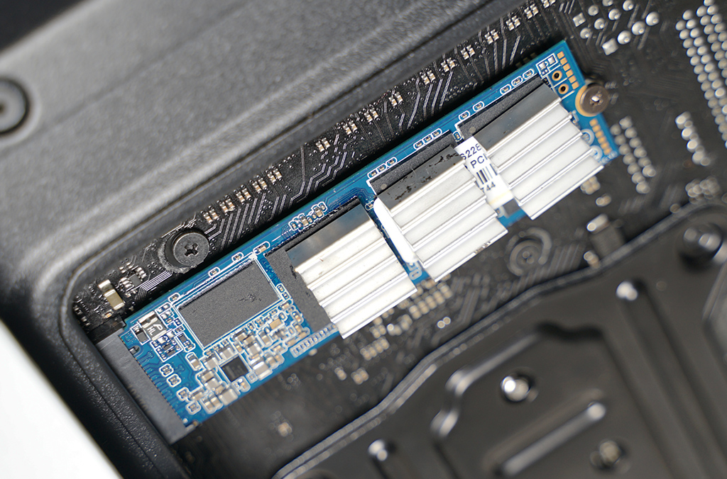 可以装分体水冷的itx机箱,itx分体水冷安装教程