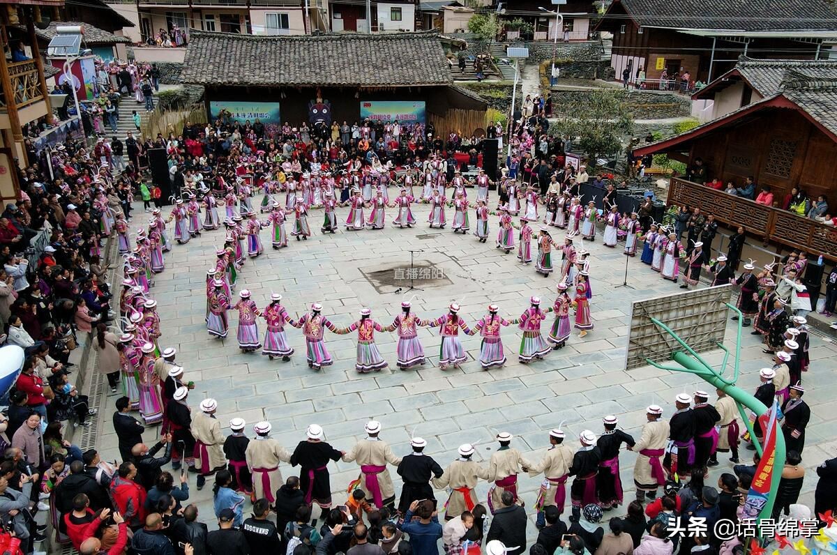 县域经济发展坚持走绿色转型之路,县域崛起