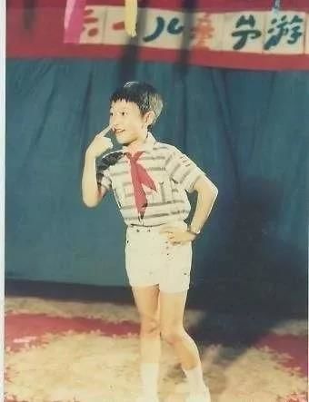 一脚定江山男主现状,一脚定江山男一号