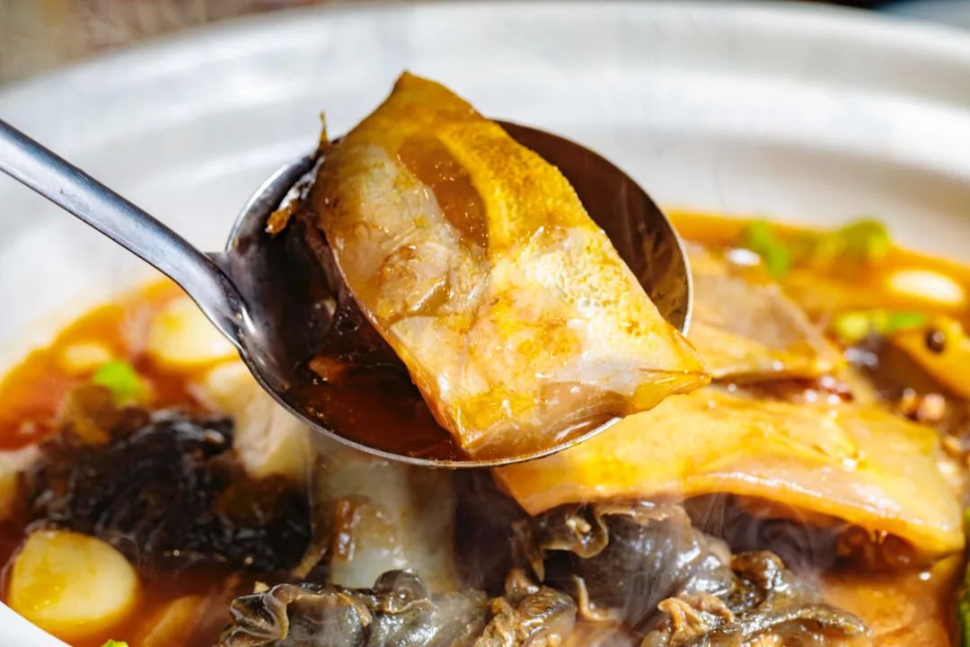 长江边好吃的地方,长江流域最好吃的城市