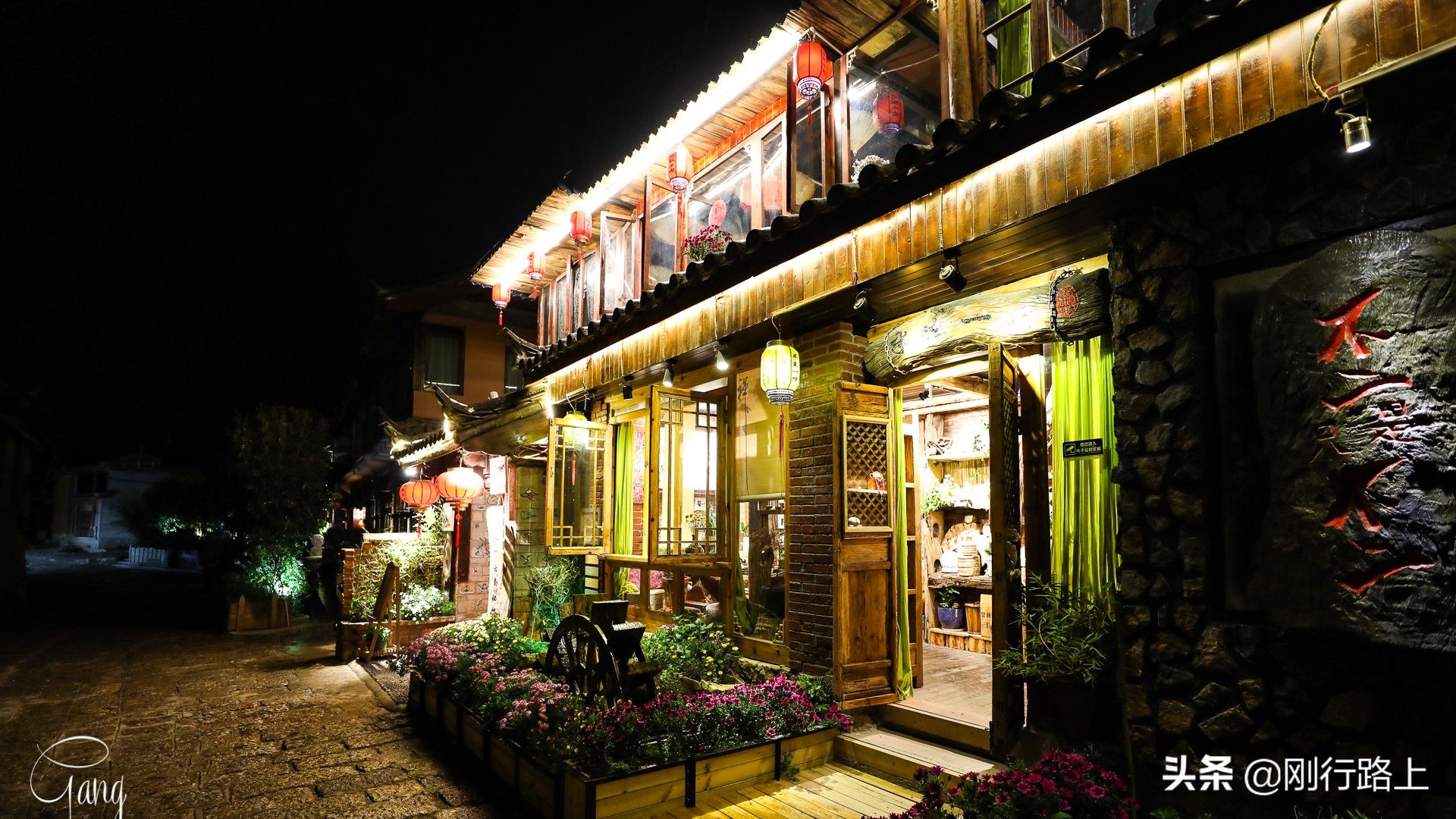 丽江束河古镇和青桃客栈,云南丽江住束河古镇攻略