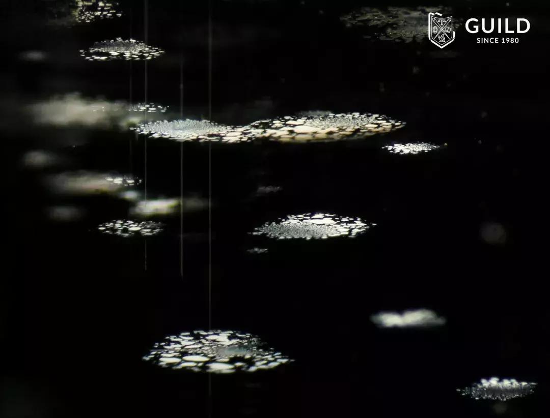 海蓝宝石——以色彩惊艳世人，以神韵寄托爱情