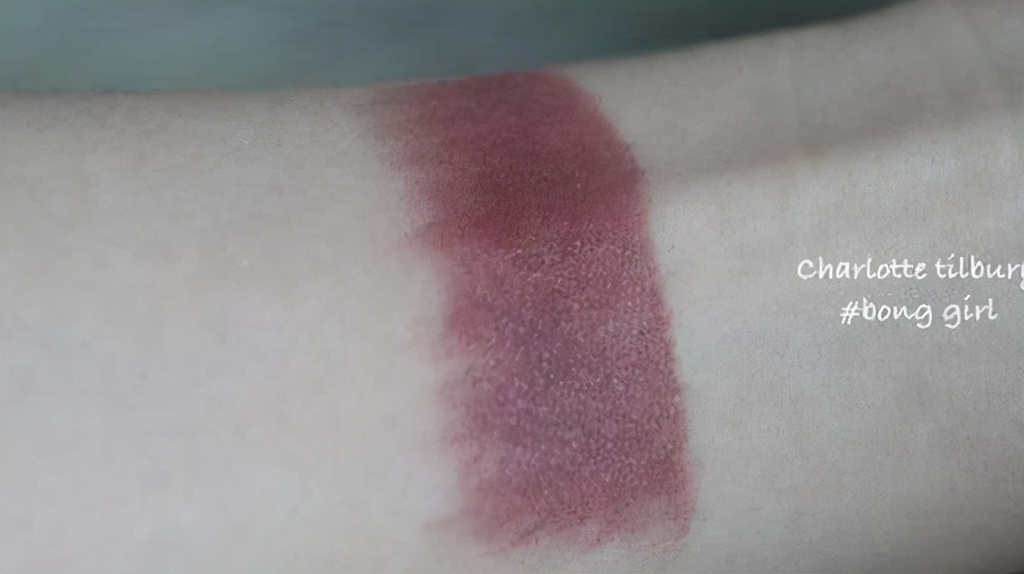 适合黄皮的裸色系显白口红,黄黑皮适合显白口红怎么选