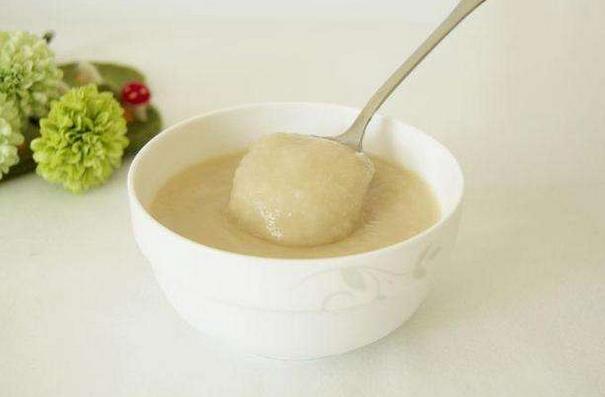 怎样给宝宝添加米粉,正确给宝宝添加米粉步骤