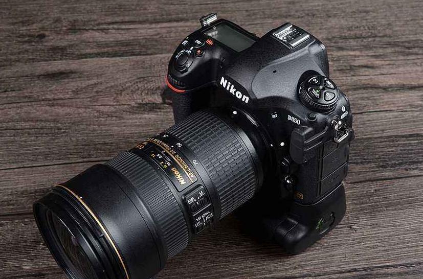 尼康玻璃,尼康的历史简介