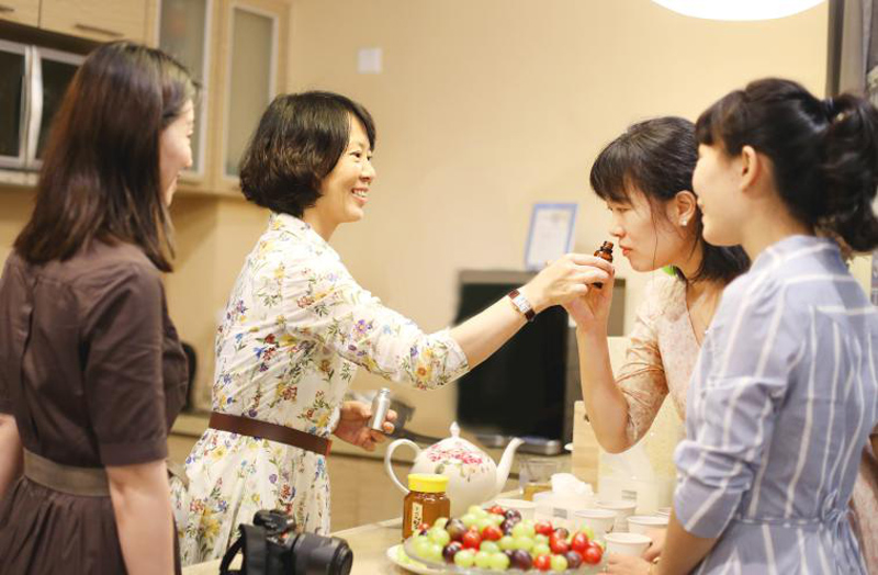 丽莲芳香：让生活弥漫芬芳，揭开六月香的秘密