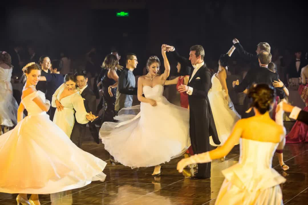 港龙舞蹈华侨城旗舰店,华侨城欢乐时光顺德