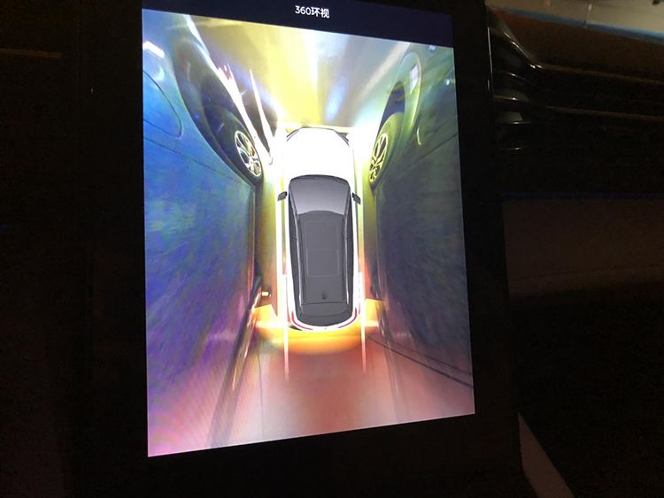 体验了蔚来ES8，不吹不黑，它有哪些优缺点？真有那么糟糕？