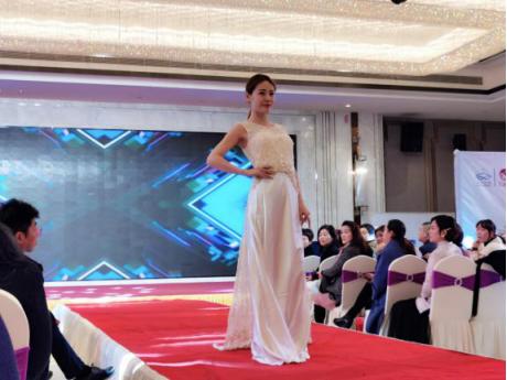 共享美衣:服装界“华为”登陆襄阳,云上衣橱走进万家