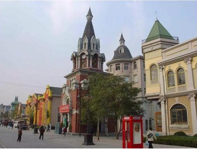 大连旅游：俄罗斯风情街，南山旅游风情街，中山广场，人民广场