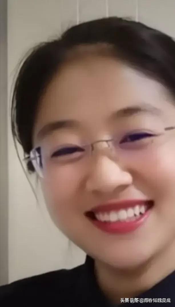 家长群聊暧昧正常吗,别让微信家长群成为暧昧重灾区