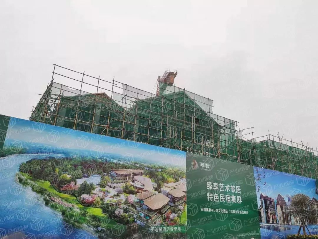 为什么洲际英迪格等大牌，美国艺术家都涌入这座偏远小镇？