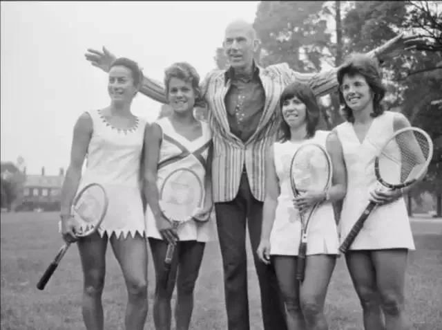 她们的努力，才有今天的女子体育