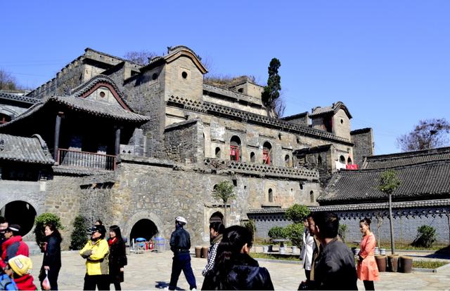 河南最牛的县城有高铁和机场,河南最牛的县巩义