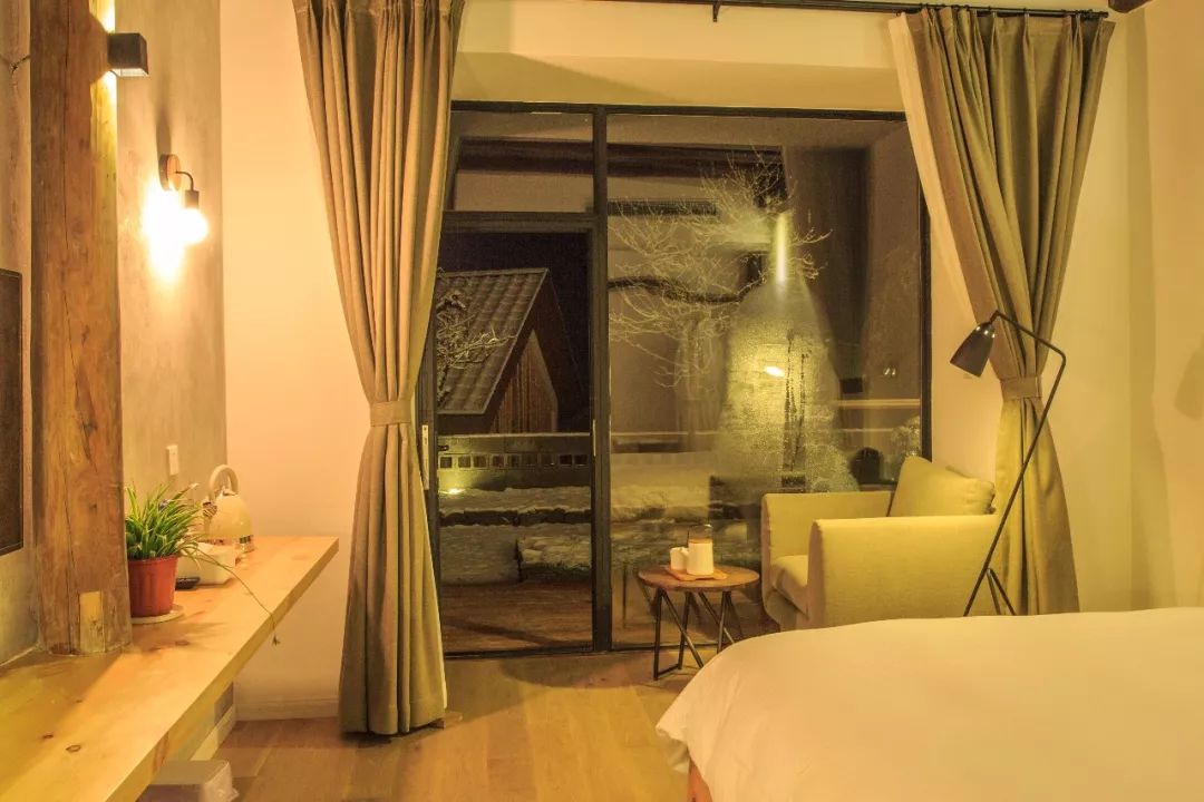 莫干山蕨宿温泉美宿抖音团购,莫干山最有设计感的民宿