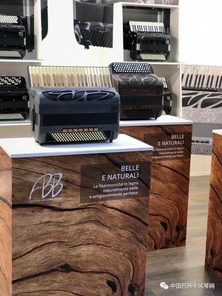 意大利BB手风琴公司将携2020年新款手风琴上海乐器展！
