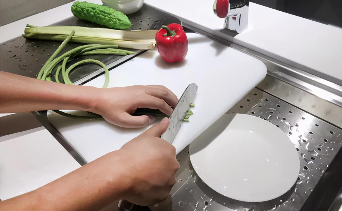 石英石水槽和304不锈钢水槽哪个好,水槽要选304的吗