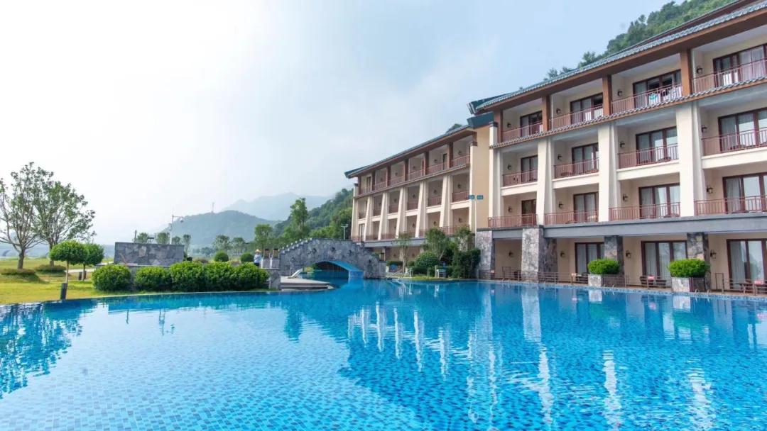 英德温泉一日游,英德有什么温泉带泳池酒店