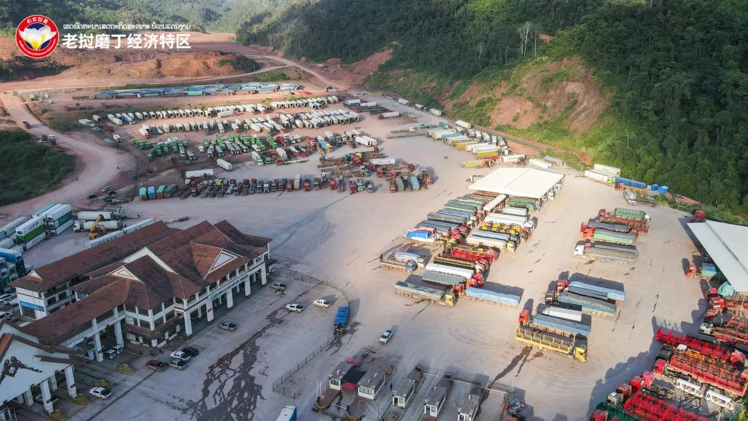 中国与老挝近五年贸易,老挝2015年贸易额