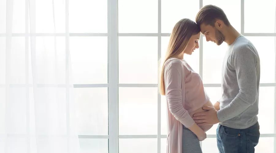 孕期生活会导致胎儿缺氧吗,早孕期间吃什么可以导致流产