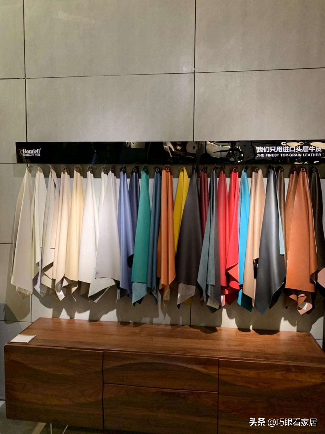 【巧眼看家居】亲历测评沙发挑选那些事让满满的干货扑面而来吧