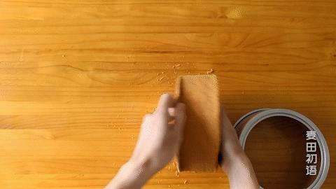 做戚风蛋糕不塌陷的秘诀是啥,戚风蛋糕如何做到不塌陷