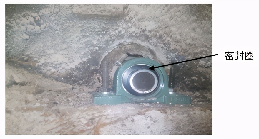 真空皮带脱水机滤布堵塞的原因,真空皮带机滤布堵了咋样处理