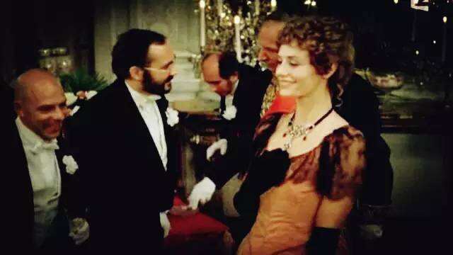 项链莫泊桑讲的什么,项链莫泊桑启示