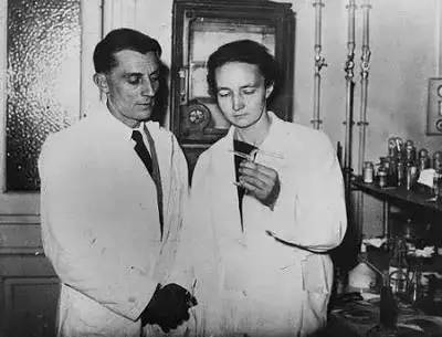 居里夫人为什么放弃申请镭的专利,居里夫人对申请镭的专利的想法