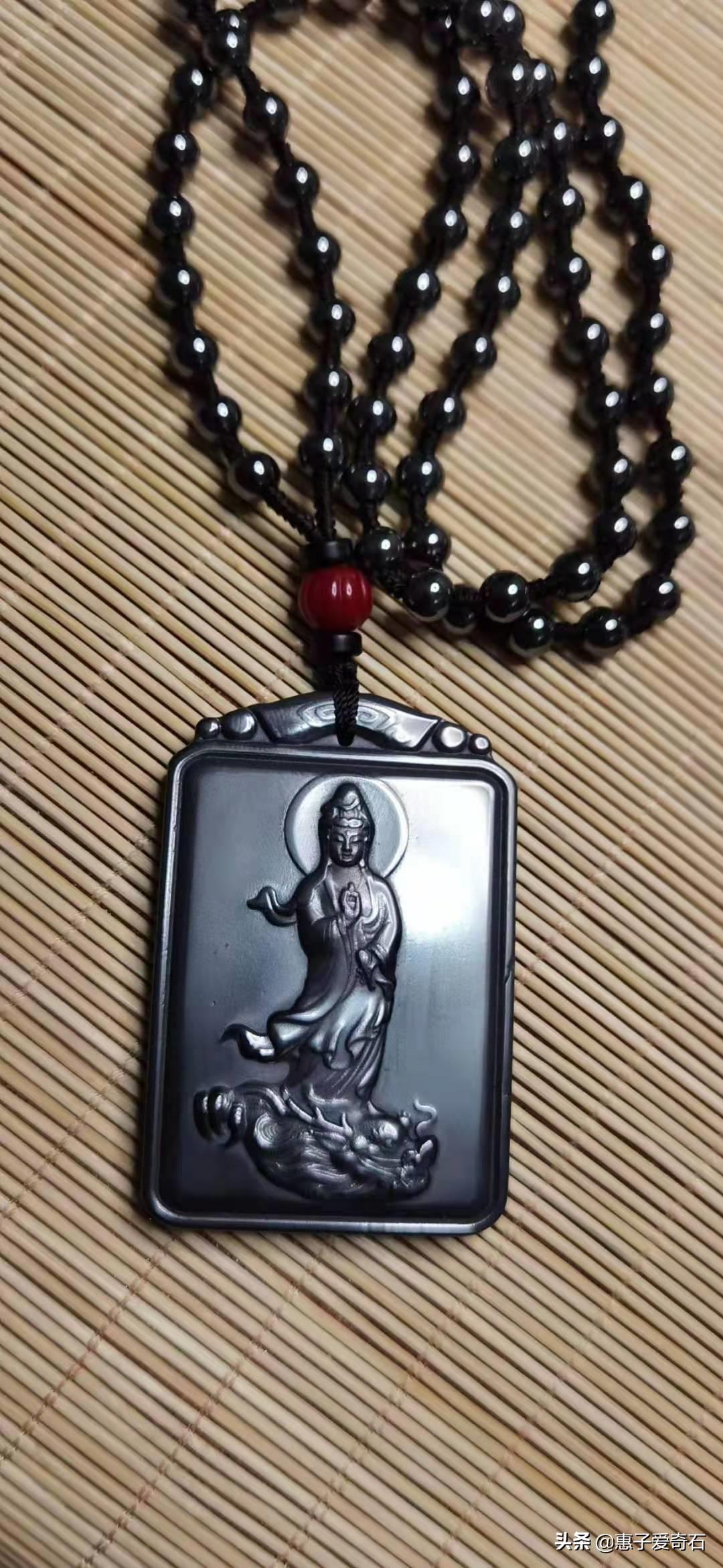 陕西渭河最好奇石图片大全,最贵的金丝玉奇石