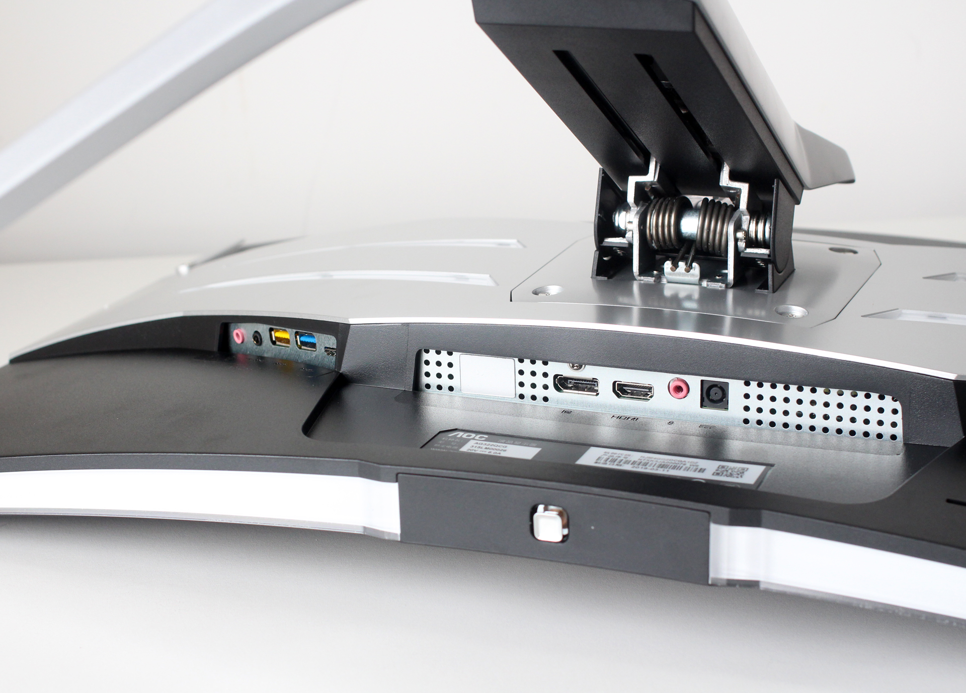 agon爱攻2k144hz电竞曲面显示器,爱攻agon显示器评测