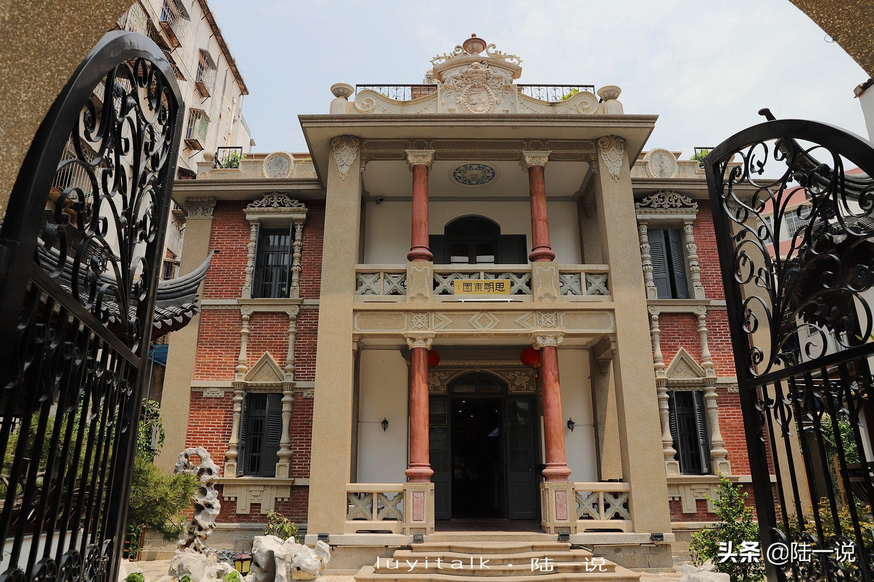 路过都不敢进，今天中午鼓起勇气去吃，花了我4000元，值