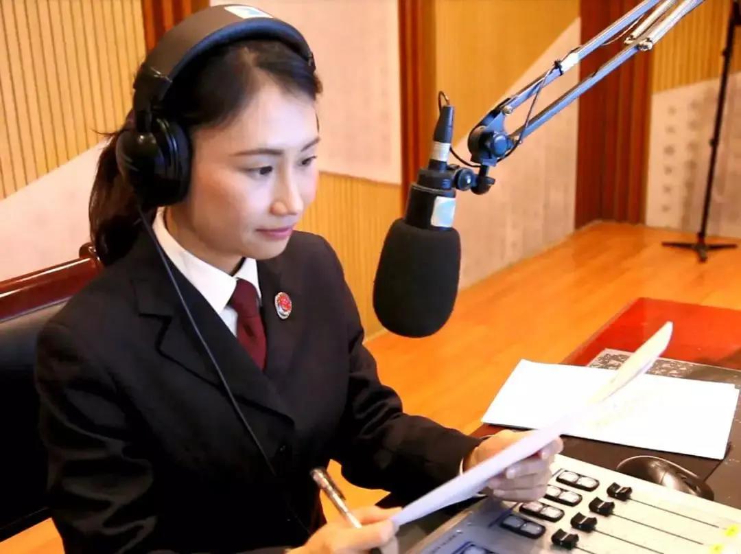 【双先榜样】朱丽沙：80后“斜杠青年”的变与不变