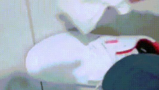 油烟机被油糊住了怎么清理,油烟机被烟熏黑如何清理