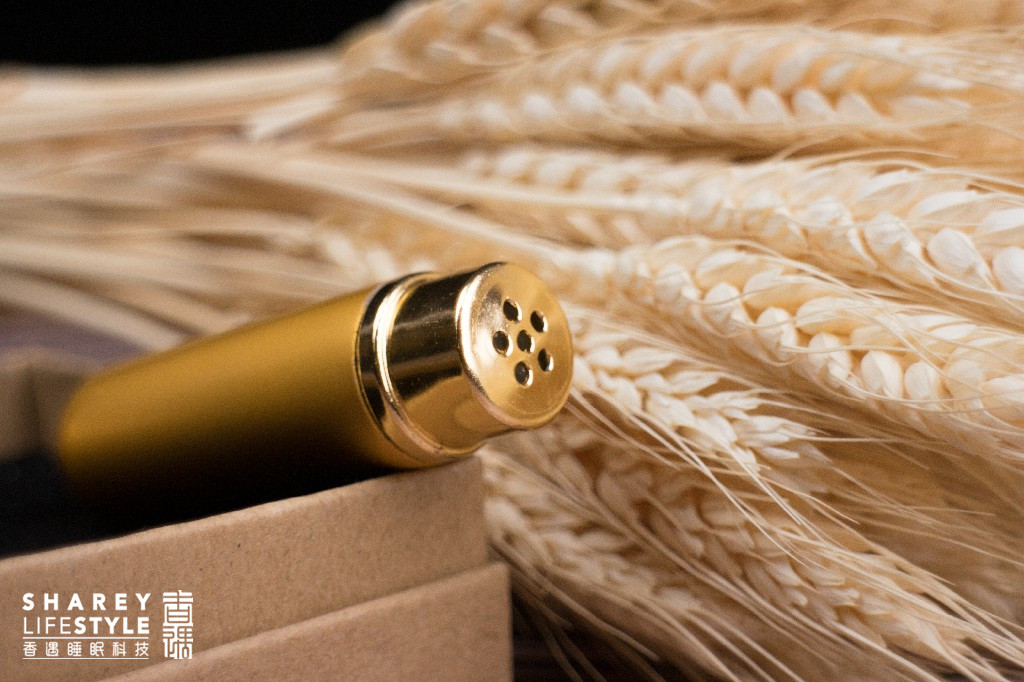 沉香精油怎么用有助睡眠,沉香精油怎样使用可以帮助睡眠