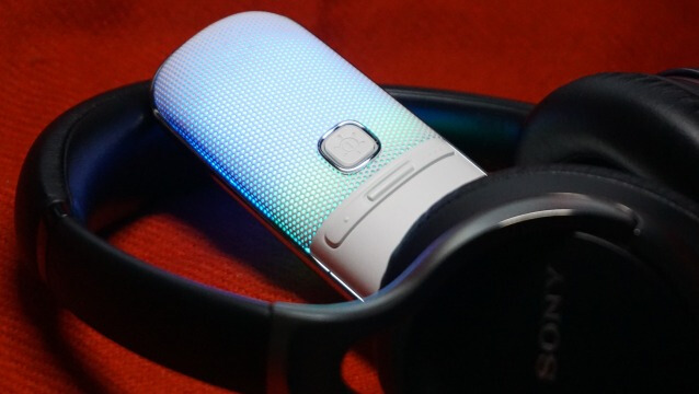 在车上唱K？别以为是开玩笑，这款LED声动麦克风能帮你实现