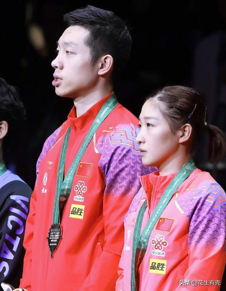 刘诗雯惨败日本无缘8强,17年刘诗雯朱雨玲争议球