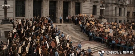 从*威示**运动到流血*乱暴**再到政治阴谋,看美国历史上一场荒诞闹剧