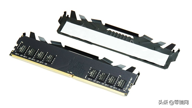 闆风ddr43200,闆风ddr4鍐呭瓨璇勬祴