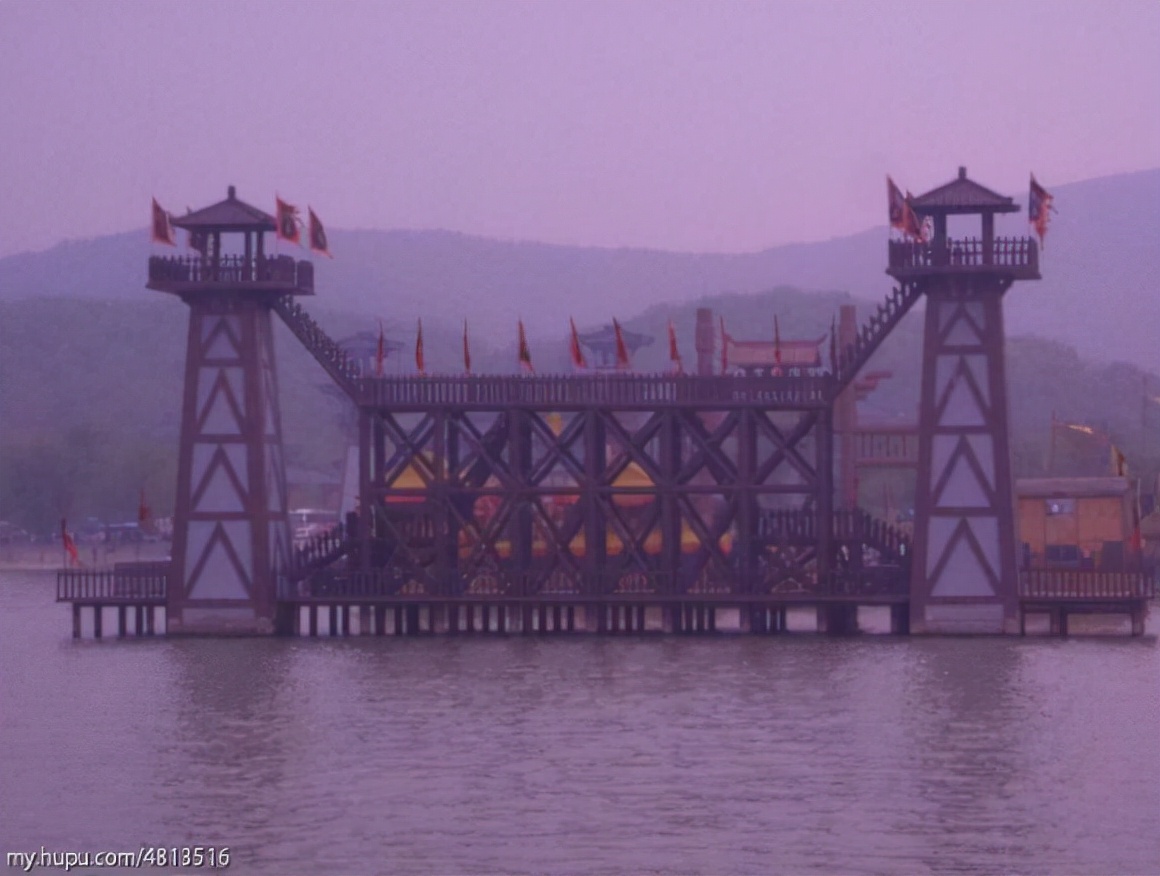 三国演义全集解说央视,三国演义连续剧片段赤壁鏖战