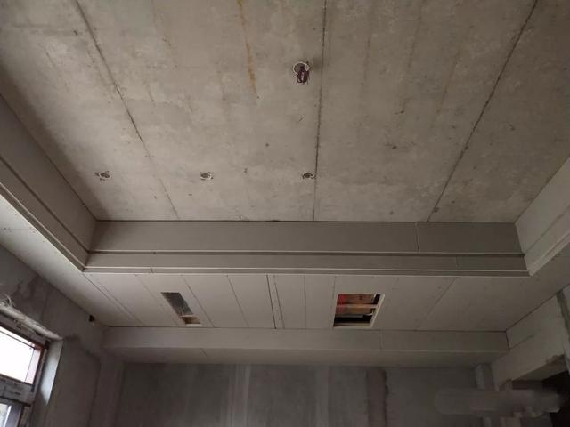 请问一下吊顶弄什么样的材料才好,吊顶要怎么弄才最经济实惠