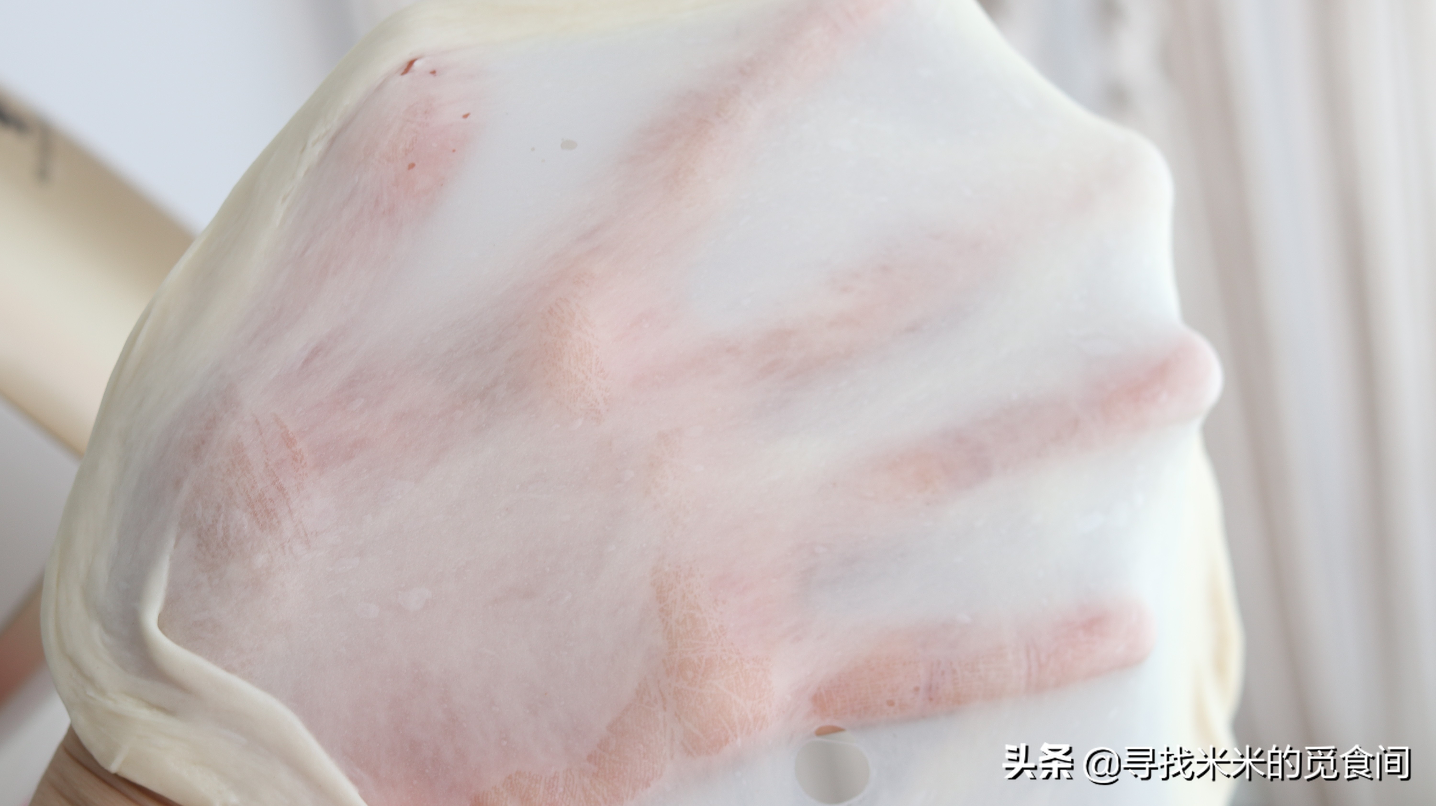 烘焙入门干货，如何判断面团打到几成筋度？厨师机手套膜图解