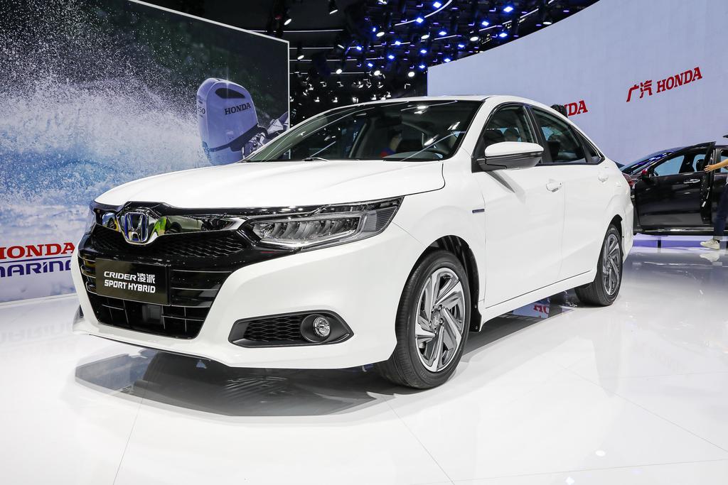 凌派1.0排量油耗10.7是什么原因,凌派2013款1.8l自动豪华版油耗多少