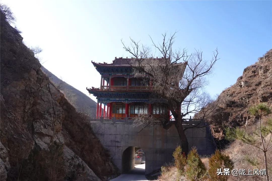 游吴山作文,游辛弃疾公园作文