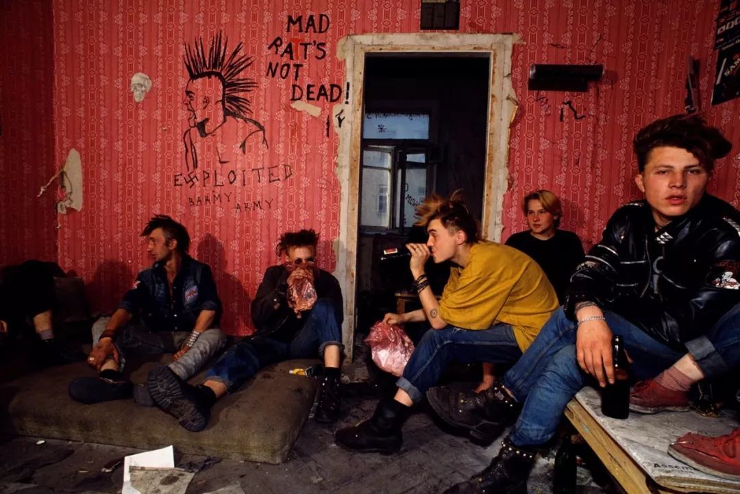 俄罗斯黑帮帅气场面,俄罗斯黑帮场面