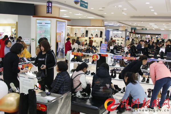 不怕与网上比价，还多了购物体验，株百双11又创奇迹！